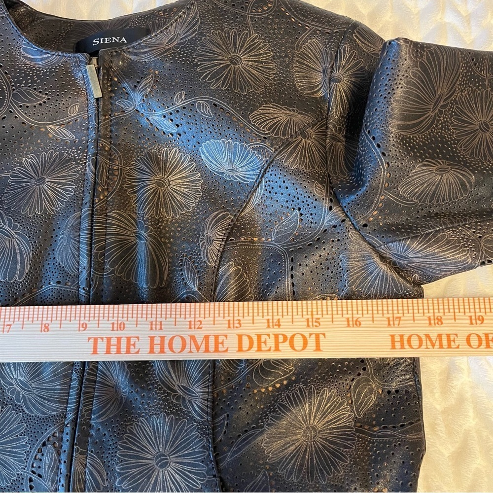 Siena Women's perforated bronze metallic Leather Jacket size Small lined pockets - Picture 15 of 16